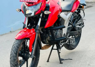 Tvs apache 160 4v sale or exchange 2 hand Ramro condition sealpack engine Model : 2018. lot :
