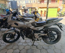 Bajaj Pulsar 220,70 Lot. Price-123900. Cont-9851042619 9801166815.