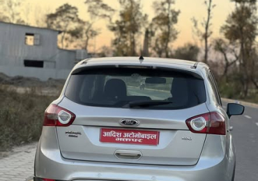 Ford Kuga 2012 model
